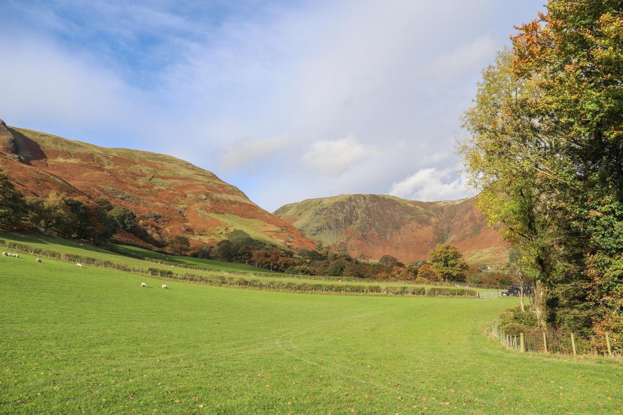 Ty Nant Gwenyn Villa Llanymawddwy Exterior photo